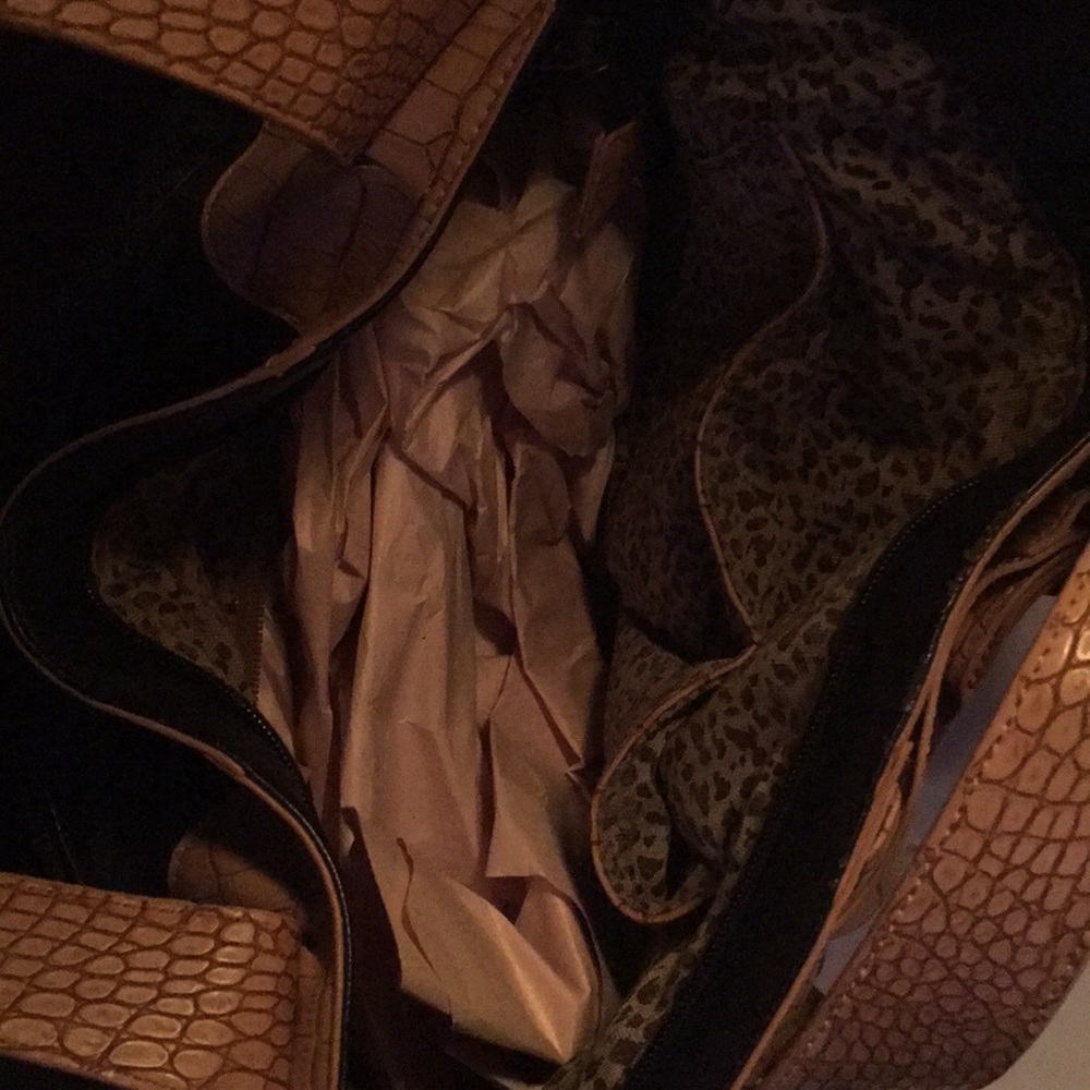 Purse - Picture 3 of 3